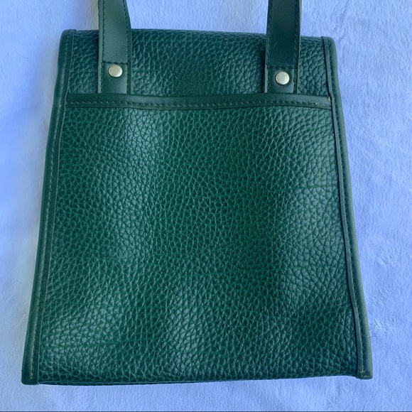 Vintage Guess green pebble leather crossbody bag. - Picture 2 of 8